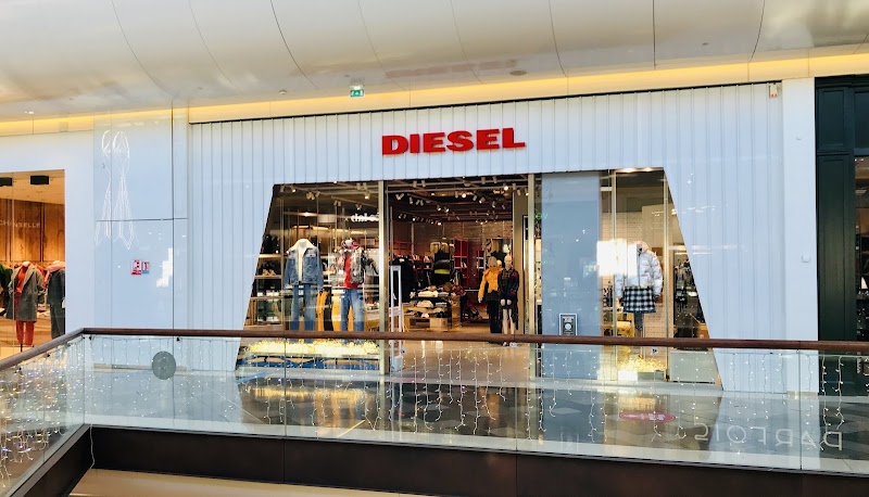 DIESEL STORE MARSEILLE TERRASSE DU PORT