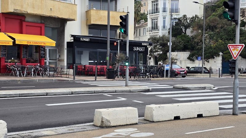 Zia Concetta Corniche - Restaurant trattoria & épicerie à Marseille