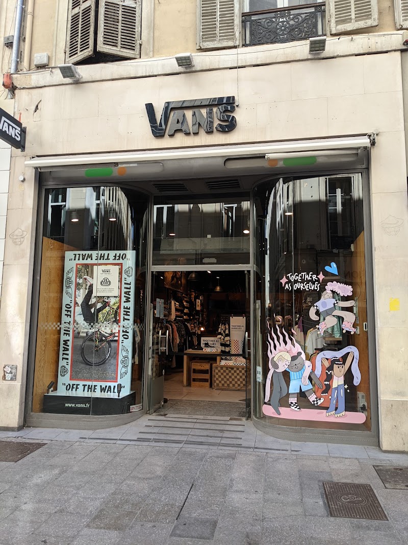 VANS Store