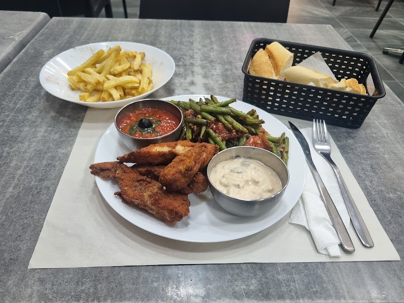 Base ~ Restaurant | Burger I Brasserie I Brunch I Halal