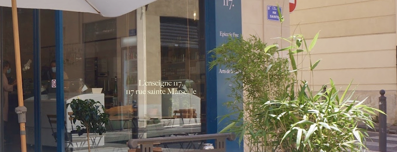 Restaurant-Epicerie fine. L'enseigne 117.