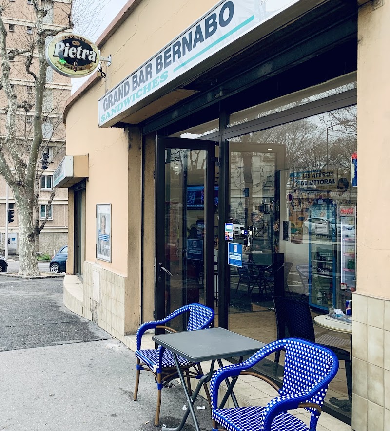 Grand Bar Bernabo