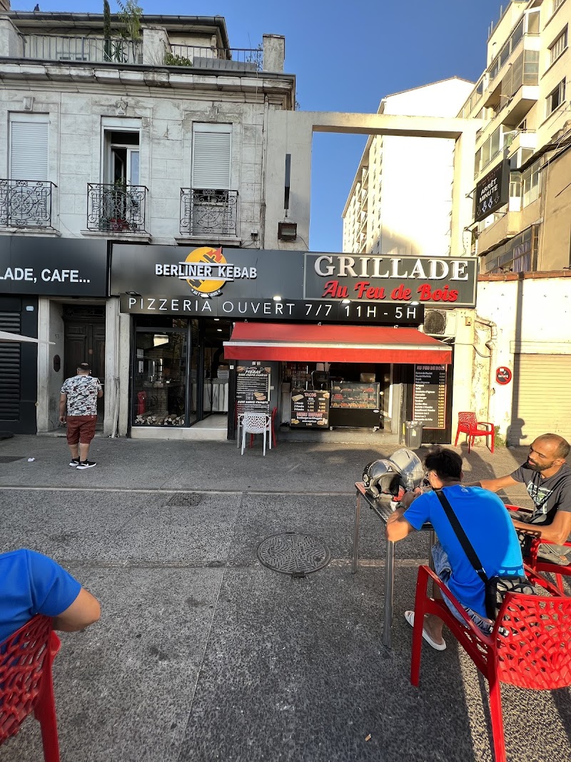 Le 55 Night Market