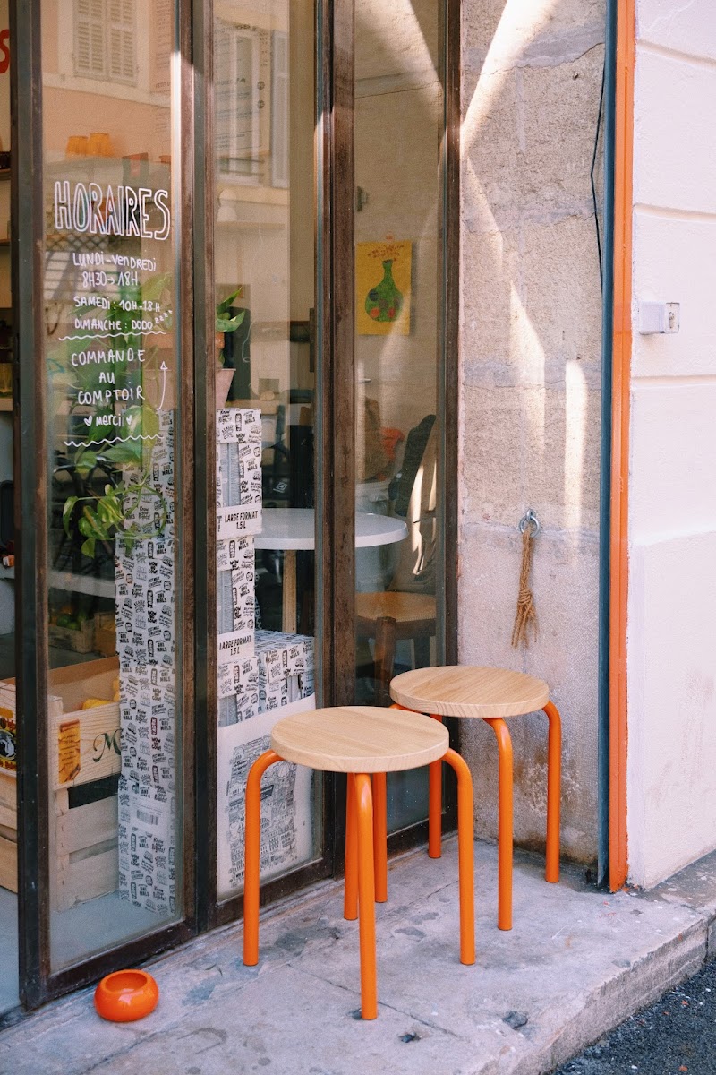 Josie café