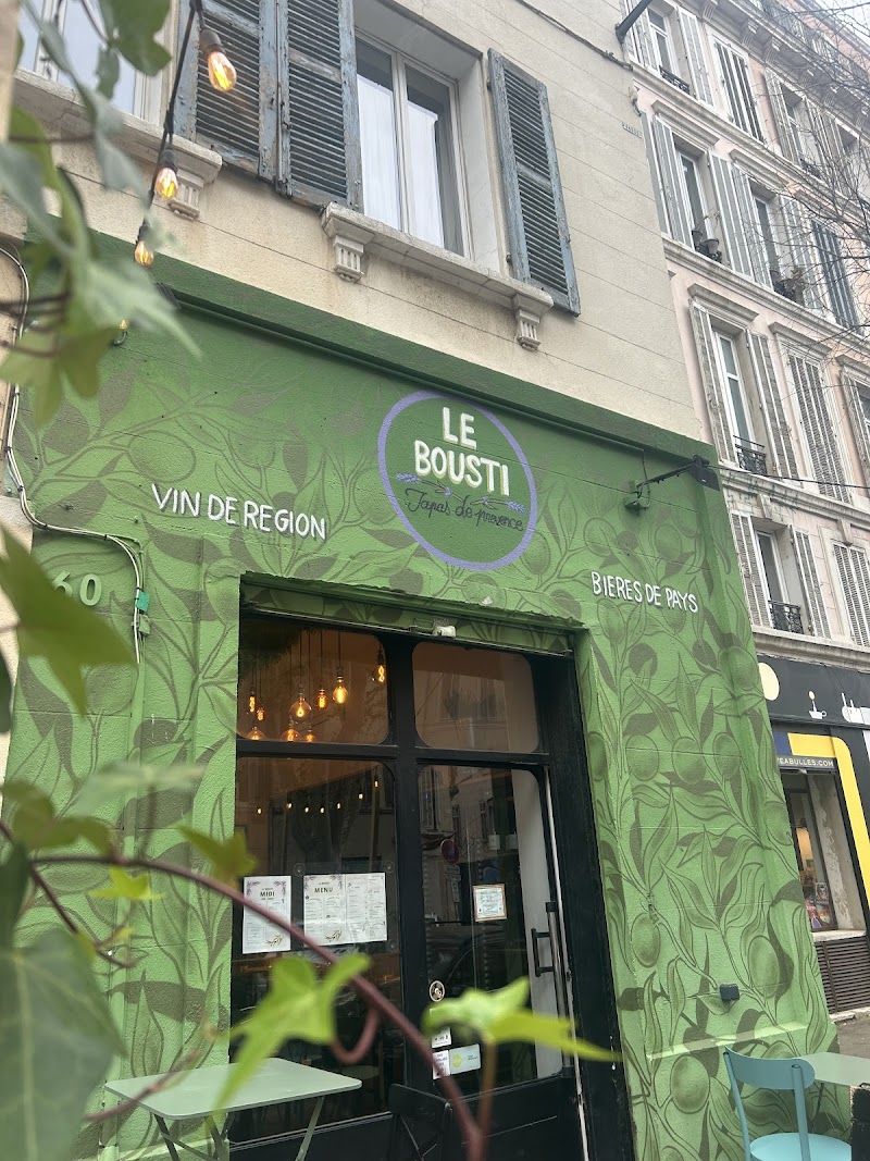 Le Bousti