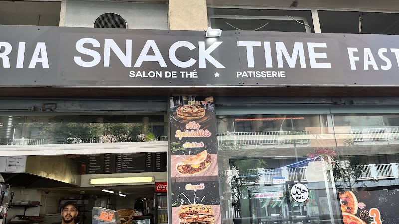 SNACK TIME